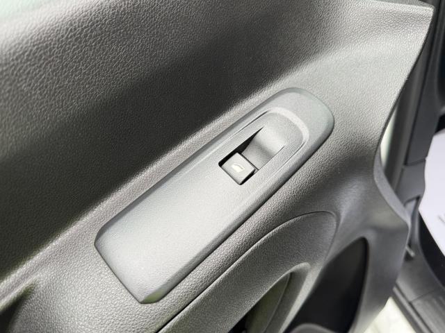 2021 Vauxhall Combo Cargo 2300 1.5 Turbo D 100Ps H1 Dynamic Van (DV71JMO) Image 41