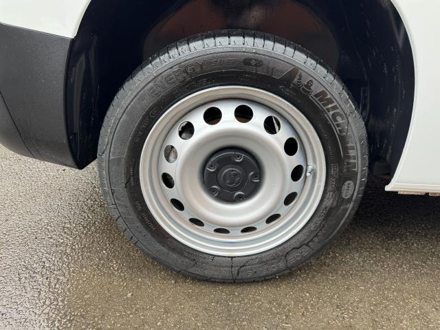 2021 Vauxhall Combo Cargo 2300 1.5 Turbo D 100Ps H1 Dynamic Van (DV71JMO) Image 61