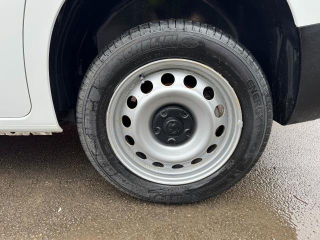 2021 Vauxhall Combo Cargo 2300 1.5 Turbo D 100Ps H1 Dynamic Van (DV71JMO) Image 60