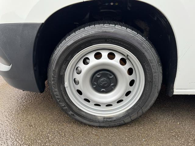 2021 Vauxhall Combo Cargo 2300 1.5 Turbo D 100Ps H1 Dynamic Van (DV71JMO) Image 59