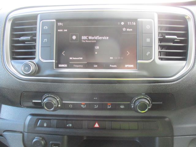 2021 Vauxhall Vivaro 2900 1.5D 100Ps Dynamic H1 Van (DV71JVR) Image 21