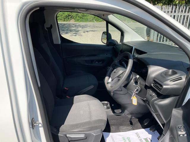 2021 Vauxhall Combo Cargo 2300 1.5 Turbo D 100Ps H1 Dynamic Van (DV71JWU) Image 16