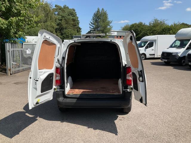 2021 Vauxhall Combo Cargo 2300 1.5 Turbo D 100Ps H1 Dynamic Van (DV71JWU) Image 12