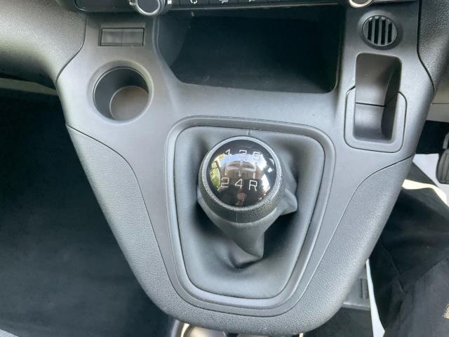 2021 Vauxhall Combo Cargo 2300 1.5 Turbo D 100Ps H1 Dynamic Van (DV71JWU) Image 25