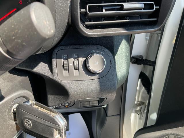 2021 Vauxhall Combo Cargo 2300 1.5 Turbo D 100Ps H1 Dynamic Van (DV71JWU) Image 28