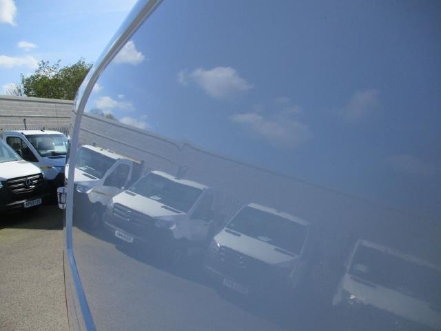 2022 Vauxhall Vivaro 2900 1.5D 100Ps Dynamic H1 Van (DV72HVH) Image 33