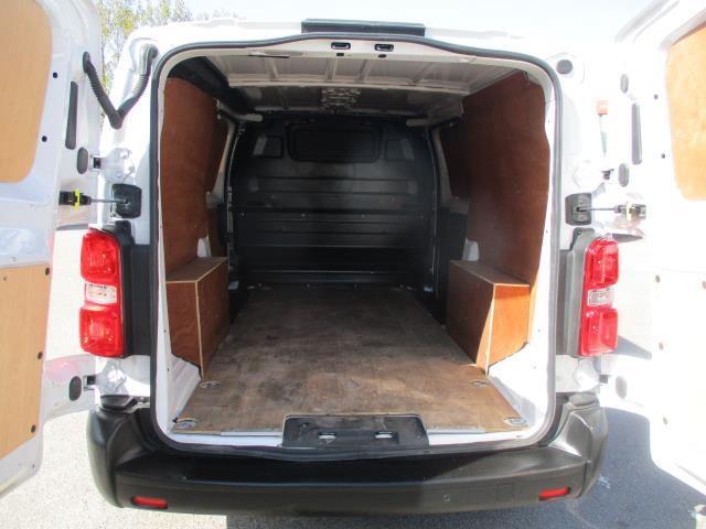 2022 Vauxhall Vivaro 2900 1.5D 100Ps Dynamic H1 Van (DV72HVH) Image 31