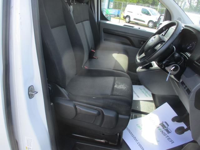 2022 Vauxhall Vivaro 2900 1.5D 100Ps Dynamic H1 Van (DV72HVH) Image 12
