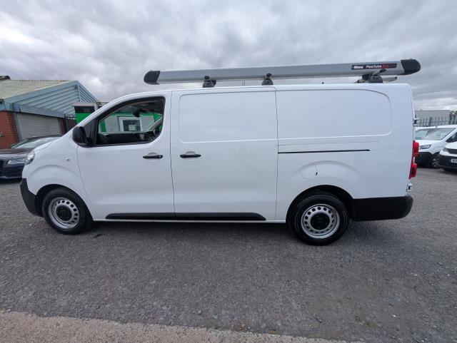 2022 Vauxhall Vivaro 2900 1.5D 100Ps Dynamic H1 Van (DV72HVX) Image 5