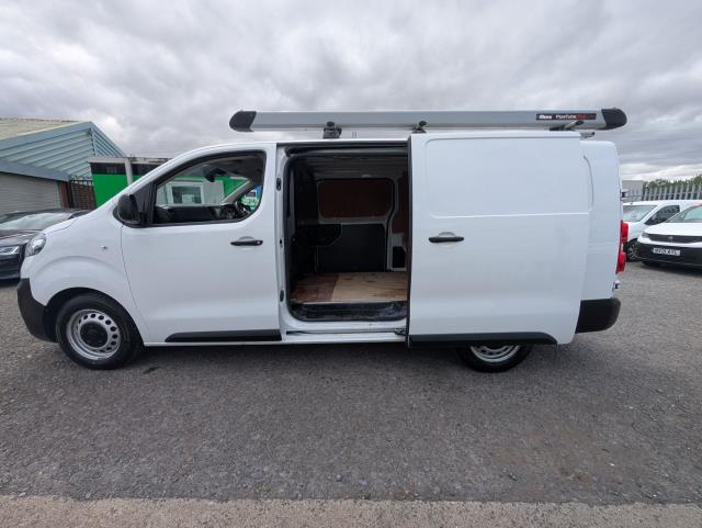 2022 Vauxhall Vivaro 2900 1.5D 100Ps Dynamic H1 Van (DV72HVX) Image 6