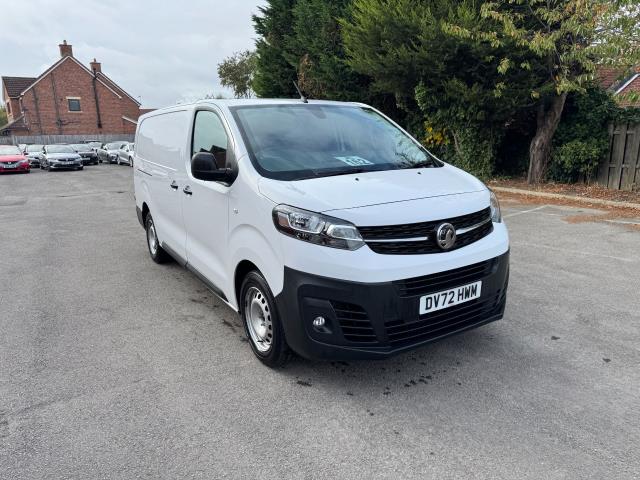2022 Vauxhall Vivaro 2900 1.5D 100Ps Dynamic H1 Van (DV72HWM)