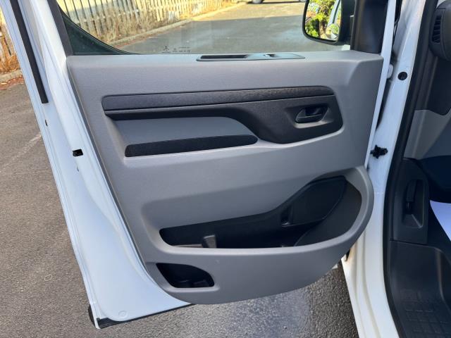 2022 Vauxhall Vivaro 2900 1.5D 100Ps Dynamic H1 Van (DV72OUX) Image 35