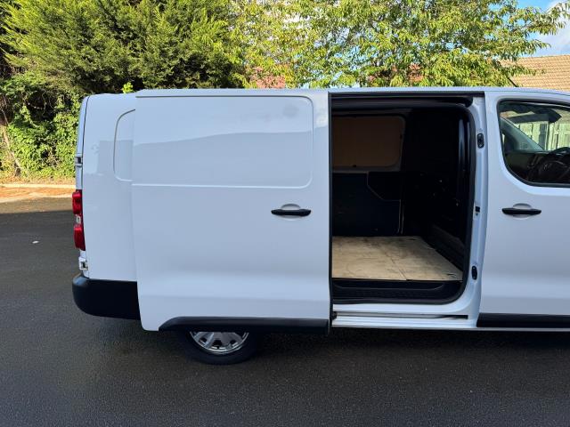 2022 Vauxhall Vivaro 2900 1.5D 100Ps Dynamic H1 Van (DV72OUX) Image 46