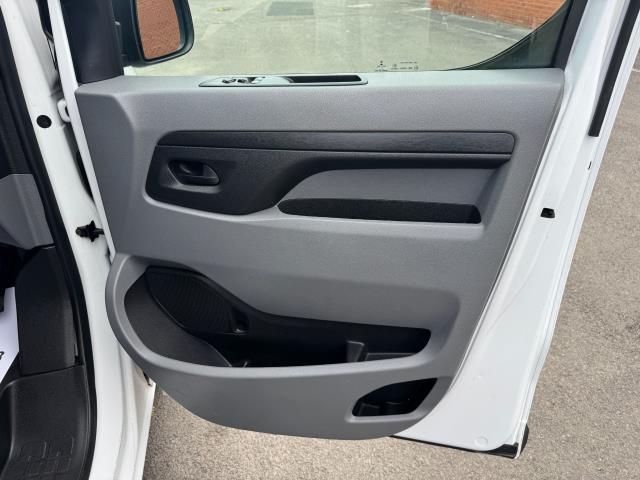 2022 Vauxhall Vivaro L2 2900 1.5D 100Ps Dynamic H1 Van (DV72WBJ) Image 17