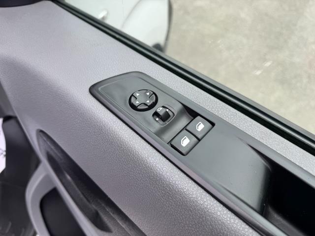 2022 Vauxhall Vivaro L2 2900 1.5D 100Ps Dynamic H1 Van (DV72WBJ) Image 18