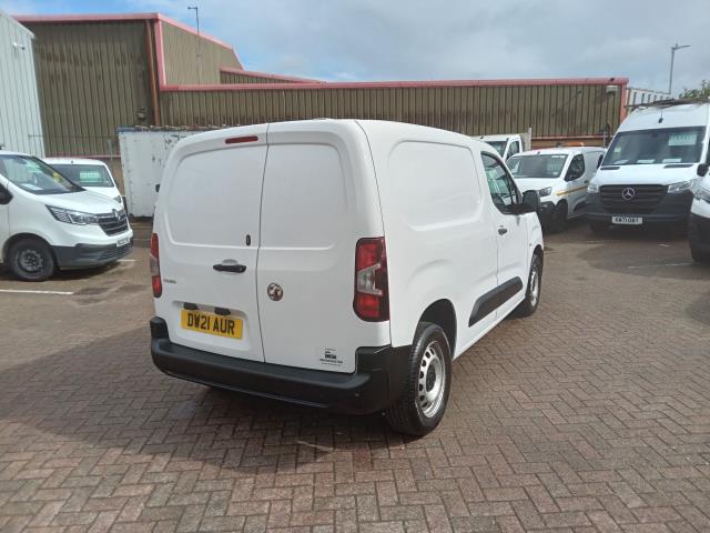 2021 Vauxhall Combo Cargo 2300 1.5 Turbo D 100Ps H1 Dynamic Van (DW21AUR) Image 6