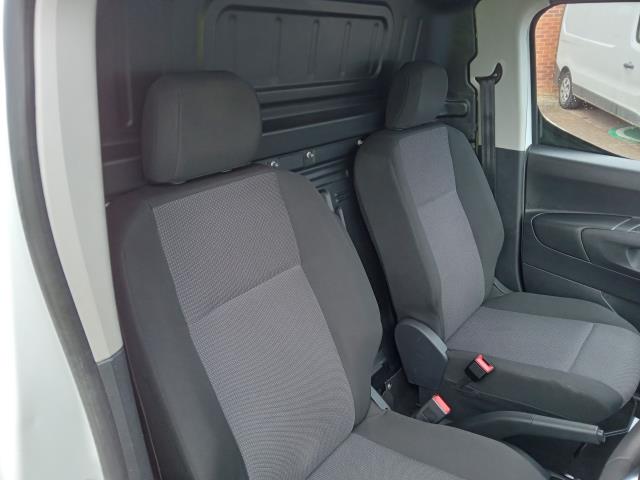 2021 Vauxhall Combo Cargo 2300 1.5 Turbo D 100Ps H1 Dynamic Van (DW21AUR) Image 20