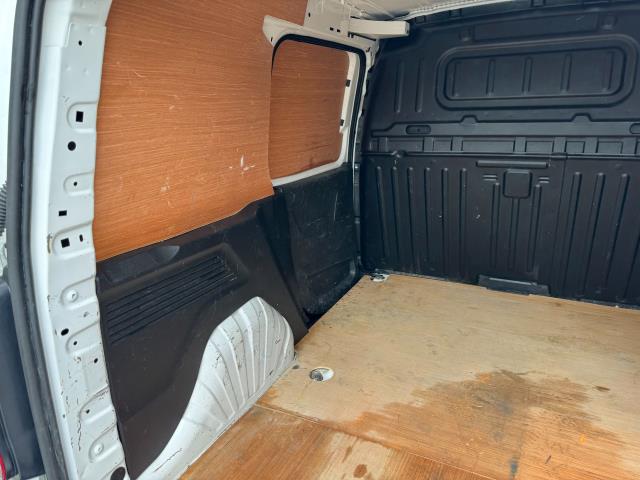 2021 Vauxhall Combo Cargo 2300 L2 1.5 Turbo D 100Ps H1 Dynamic Van (DW21AUU) Image 51