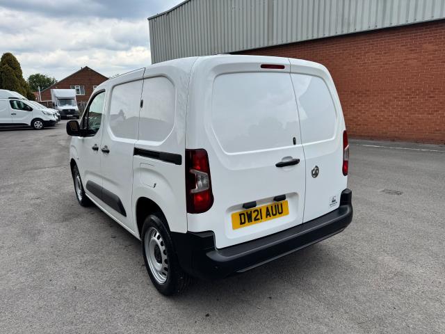 2021 Vauxhall Combo Cargo 2300 L2 1.5 Turbo D 100Ps H1 Dynamic Van (DW21AUU) Image 7