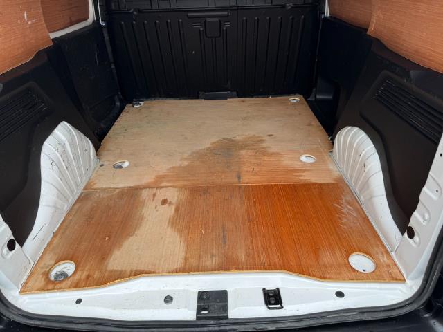 2021 Vauxhall Combo Cargo 2300 L2 1.5 Turbo D 100Ps H1 Dynamic Van (DW21AUU) Image 53