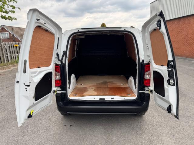 2021 Vauxhall Combo Cargo 2300 L2 1.5 Turbo D 100Ps H1 Dynamic Van (DW21AUU) Image 48