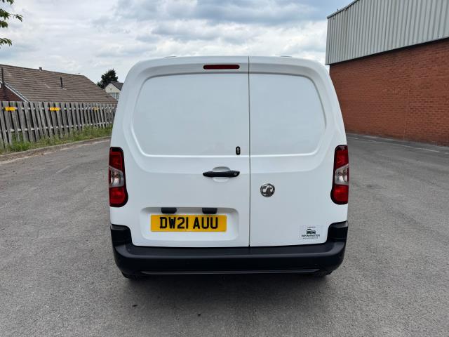 2021 Vauxhall Combo Cargo 2300 L2 1.5 Turbo D 100Ps H1 Dynamic Van (DW21AUU) Image 8