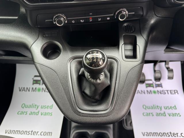 2021 Vauxhall Combo Cargo 2300 L2 1.5 Turbo D 100Ps H1 Dynamic Van (DW21AUU) Image 32