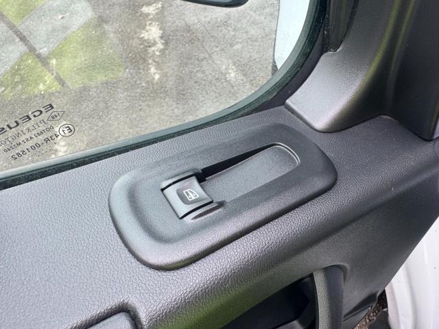 2021 Vauxhall Movano 3500 L3 H2 2.3 TURBO D 135PS EURO 6 (DW21AVZ) Image 35