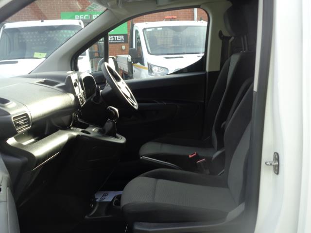 2020 Vauxhall Combo Cargo 2300 1.5 Turbo D 100Ps H1 Sportive Van (DW69BDY) Image 5