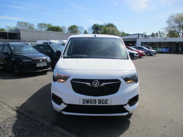 2020 Vauxhall Combo Cargo 2300 1.5 Turbo D 100Ps H1 Sportive Van (DW69BGE) Image 11