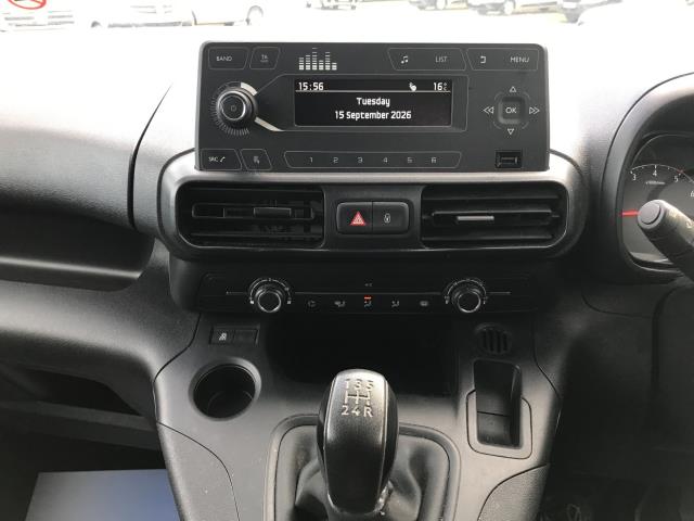 2020 Vauxhall Combo Cargo 2300 1.5 Turbo D 100Ps H1 Sportive Van (DW69BUP) Image 18