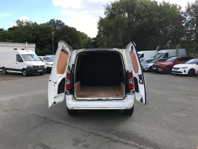2020 Vauxhall Combo Cargo 2300 1.5 Turbo D 100Ps H1 Sportive Van (DW69BUP) Image 10