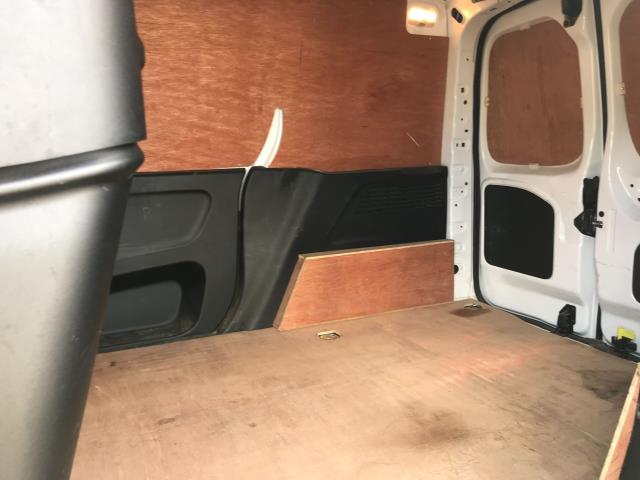 2020 Vauxhall Combo Cargo 2300 1.5 Turbo D 100Ps H1 Sportive Van (DW69BUP) Image 6