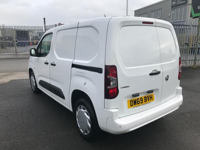 2020 Vauxhall Combo Cargo 2300 L1 1.5TURBO D 100PS SPORTIVE EURO 6 (DW69BVH) Image 5