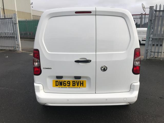 2020 Vauxhall Combo Cargo 2300 L1 1.5TURBO D 100PS SPORTIVE EURO 6 (DW69BVH) Image 25