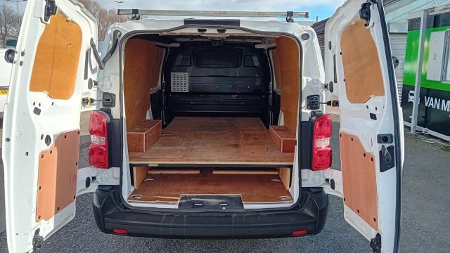 2020 Vauxhall Vivaro 2900 1.5D 100Ps Dynamic H1 Van L2 (DW69BWV) Image 9