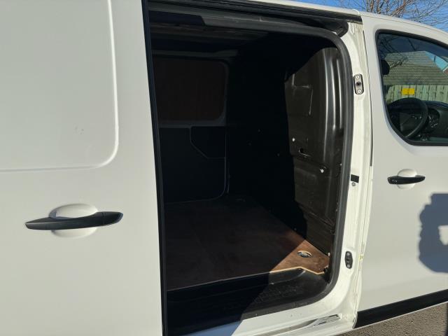 2020 Vauxhall Vivaro 2900 1.5D 100Ps Dynamic H1 Van (DW69BXJ) Image 37