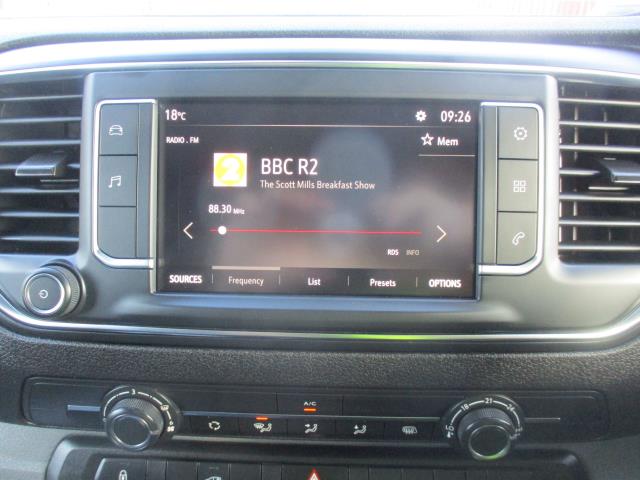 2021 Vauxhall Vivaro 2900 1.5D 100Ps Dynamic H1 Van (DW70BKN) Image 21