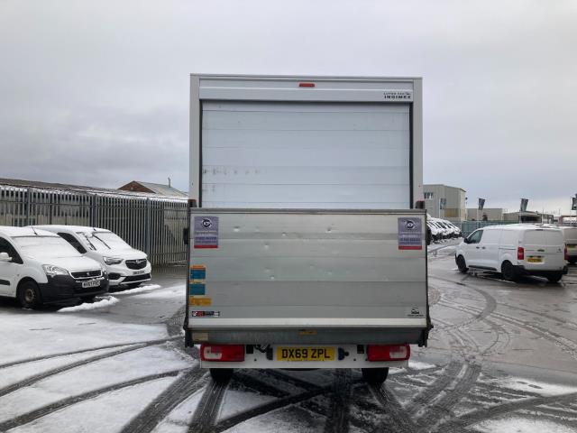 2019 Volkswagen Crafter CR35 13FT 6 LUTON 140PS STARTLINE EURO 6 TAIL LIFT  (DX69ZPL) Image 24