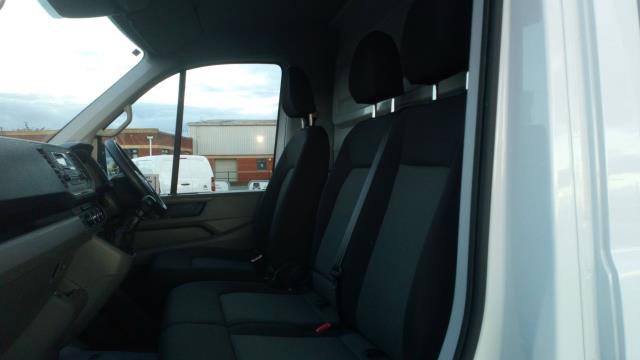 2019 Volkswagen Crafter 2.0 Tdi 140Ps Startline TD Luton  (DX69ZRD) Image 25