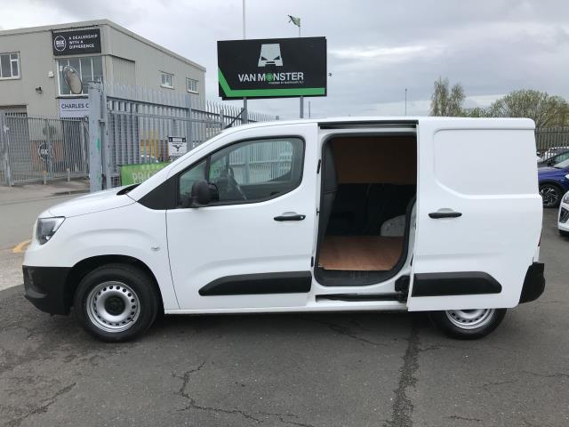 2019 Vauxhall Combo Cargo CARGO 2000 1.6D TURBO 100PS EDITION EURO 6 (DY19DWO) Image 7