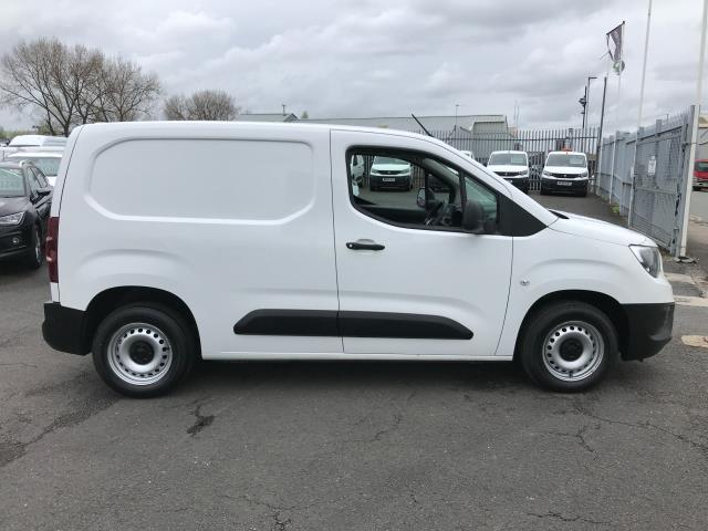 2019 Vauxhall Combo Cargo CARGO 2000 1.6D TURBO 100PS EDITION EURO 6 (DY19DWO) Image 5