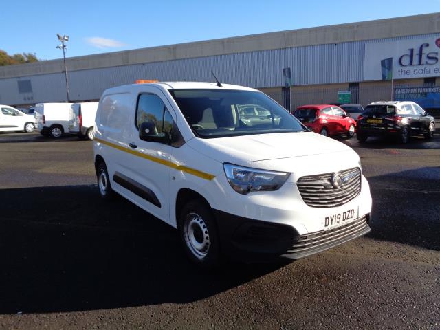 2019 Vauxhall Combo Cargo 2000 1.6 Turbo D 100Ps H1 Edition Van *LIMITED TO 70MPH* (DY19DZD) Thumbnail 3