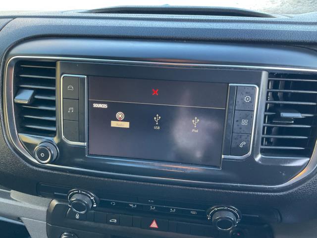 2020 Vauxhall Vivaro 2900 1.5D 100Ps Dynamic H1 Van (DY20PYV) Image 21