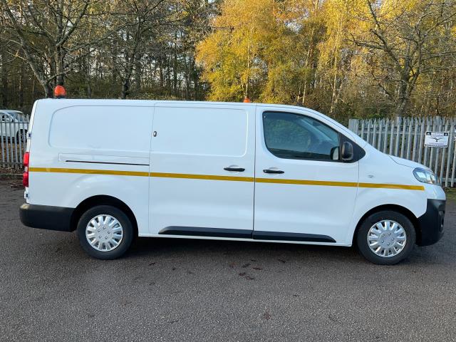 2020 Vauxhall Vivaro 2900 1.5D 100Ps Dynamic H1 Van (DY20RMX) Image 15