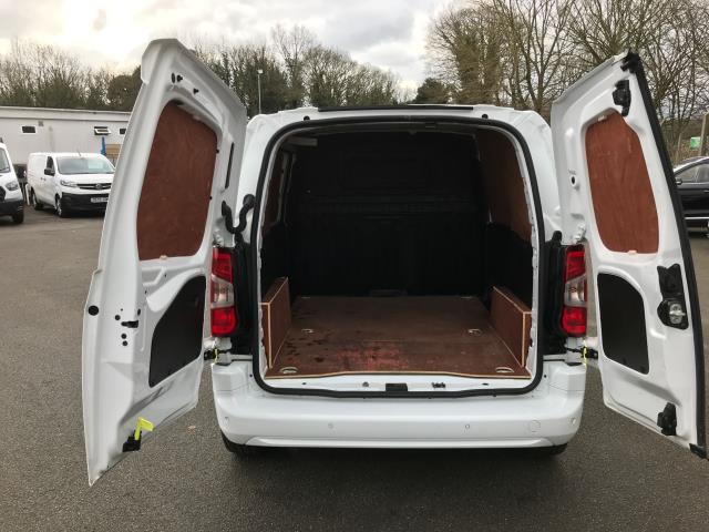 2020 Vauxhall Combo Cargo 2300 1.5 Turbo D 100Ps H1 Sportive Van (DY20RPU) Image 10