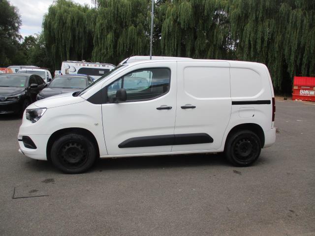 2020 Vauxhall Combo Cargo 2300 1.5 Turbo D 100Ps H1 Sportive Van (DY20TBU) Image 8