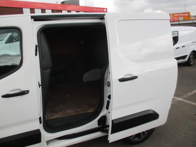 2020 Vauxhall Combo Cargo 2300 1.5 Turbo D 100Ps H1 Sportive Van (DY20TDZ) Image 8