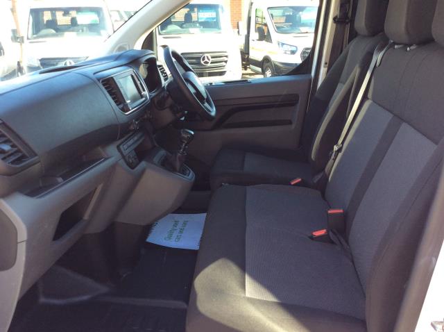 2022 Vauxhall Vivaro 2900 1.5D 100Ps Dynamic H1 Van (DY22PGE) Image 7