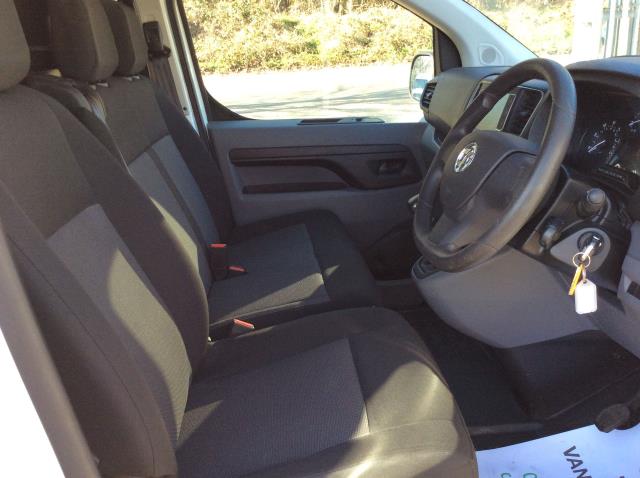 2022 Vauxhall Vivaro 2900 1.5D 100Ps Dynamic H1 Van (DY22PGE) Image 18